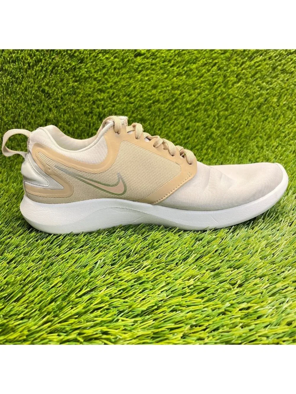 Nike please review